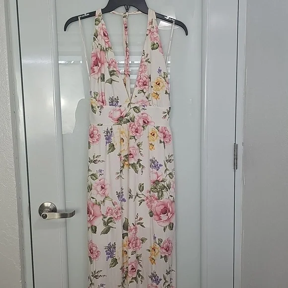 Forever Women Maxi Elegant Dress. Size Large - Picture 4 of 9